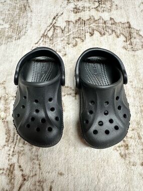 Baby/Toddler Size 6 Crocs